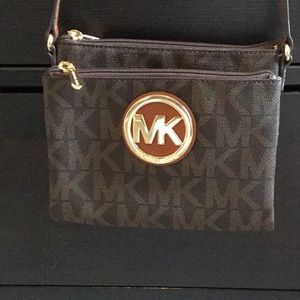 Michael Kors Crossbody Purse.